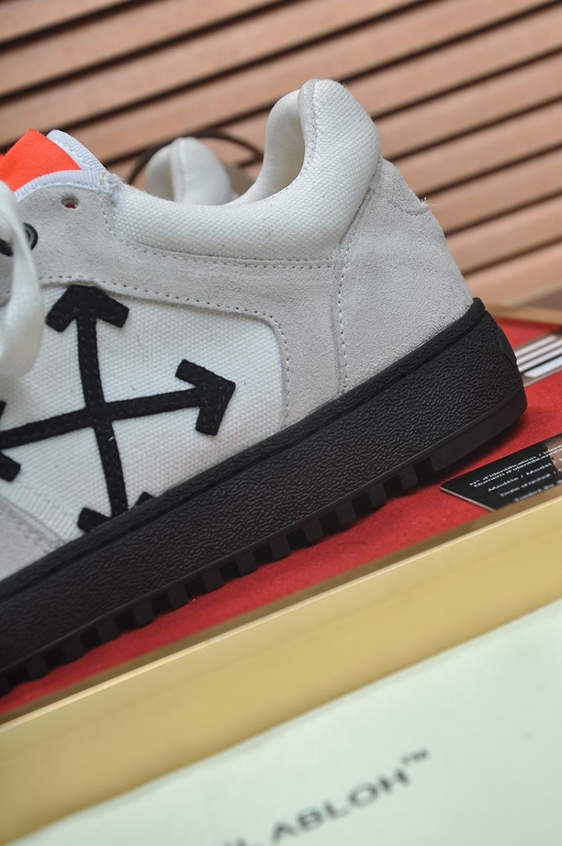 Off-White Sneakers